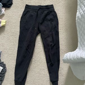 Lululemon joggers